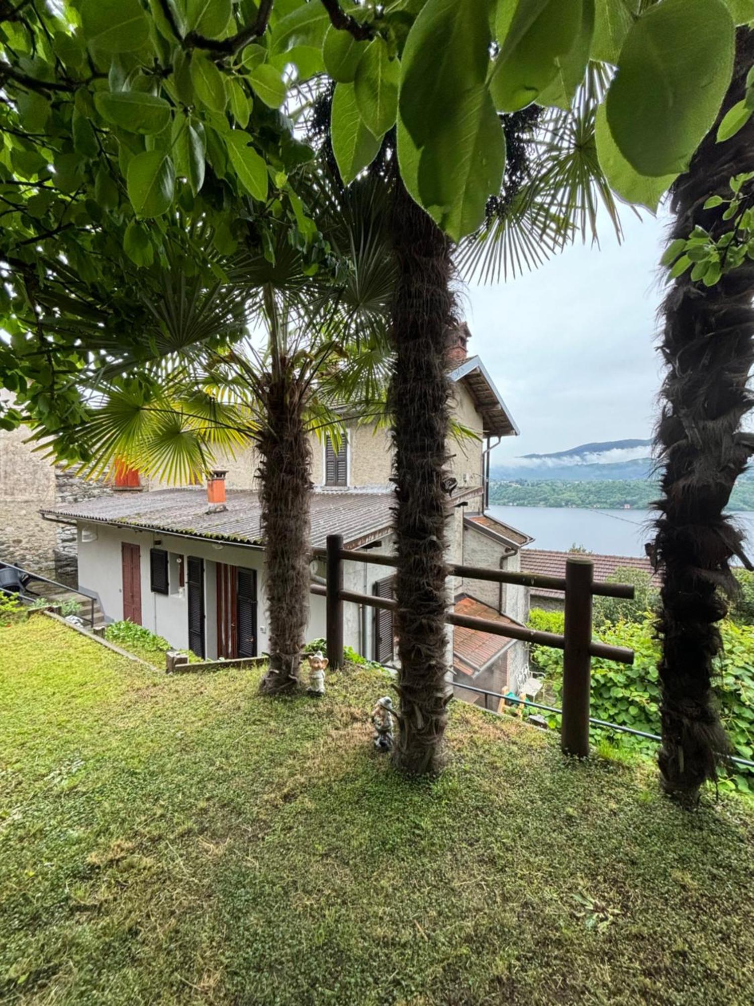 Ferienwohnung Casa Zoe Ameno Exterior foto
