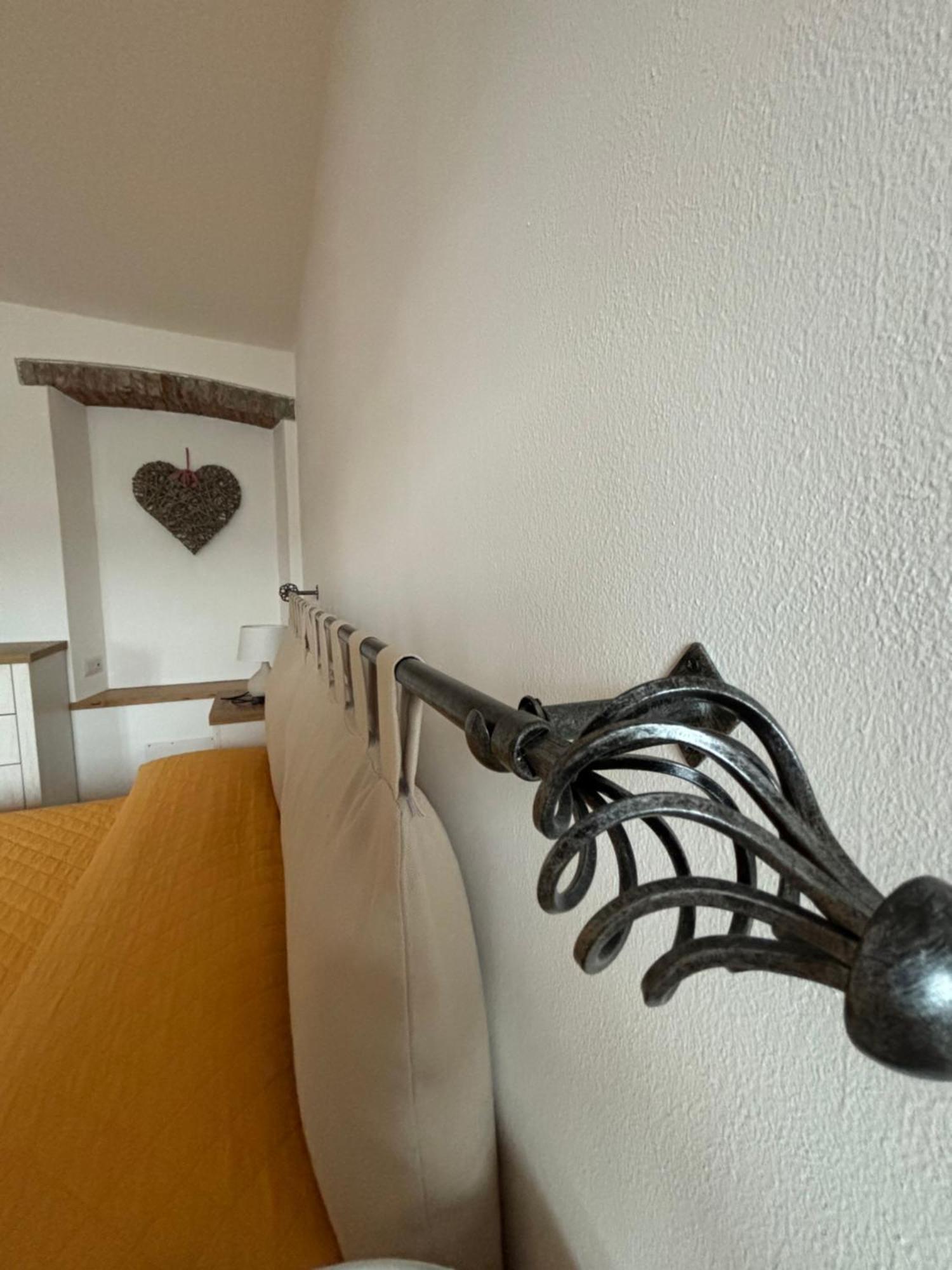 Ferienwohnung Casa Zoe Ameno Exterior foto